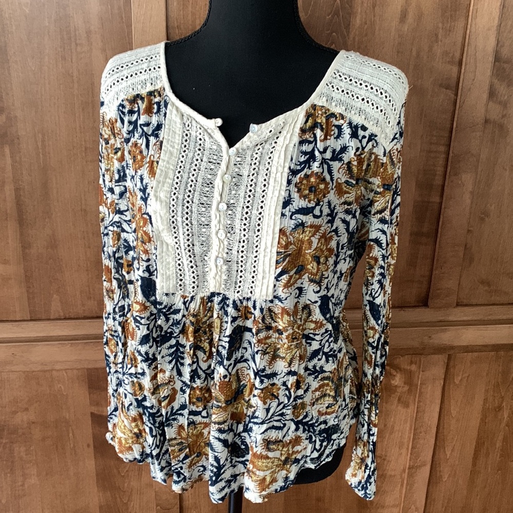 3/$30 Lucky brand flower top lace loose fit casual small